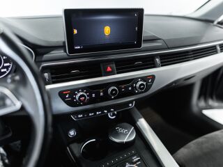 Audi A4 Avant Comfort Line 2.0 140kW