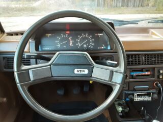 Moskvich 2141 1.5 R4 53kW