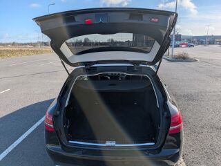 Mercedes-Benz C 220 2.0 143kW
