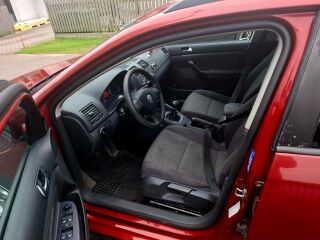 Volkswagen Golf 1.6 75kW