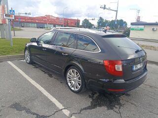 Skoda Superb 1.8 118kW