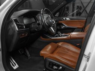 BMW X7 xDrive30D 3.0 195kW