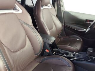 Toyota Corolla Luxury Plus 72kW
