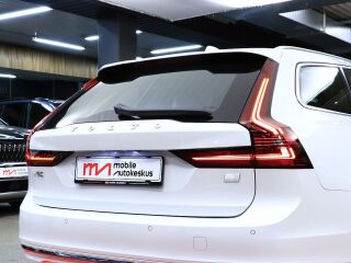 Volvo V90 AWD Inscription 2.0 T6 Recharge Plug-In 186kW