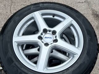 Volkswagen Tiguan 2.0 140кВ