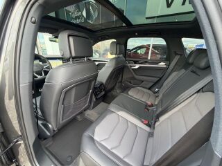 Volkswagen Touareg R-Line Final Edition Black Style 3.0 V6 TDI 210kW