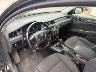 Skoda Superb 1.8 118kW