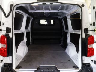 Toyota ProAce Professional Plus 106kW