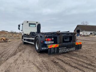 Volvo FL 195kW