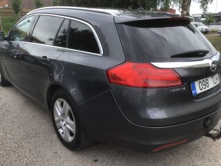 Opel Insignia EXCLUSIVE LUXURY ECOBOOST EDITION 2.0 96kW