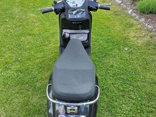 Piaggio Vespa LX 50 3kW