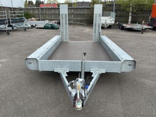 Vlemmix Trailers Liikurmasinate haagis 4x1,8m - rampidega