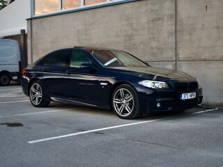 BMW 520 M-Sportpakett Shadowline xDrive LCI 2.0 B47 140kW