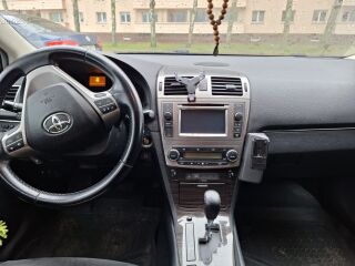 Toyota Avensis 2.2 110kW