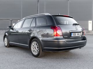Toyota Avensis 2.2 110кВ