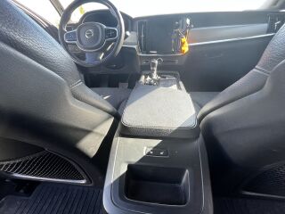 Volvo V90 Cross Country 2.0 140kW
