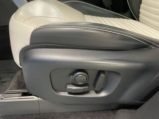 Land Rover Discovery R-Dynamic 3.0 MHEV 221kW