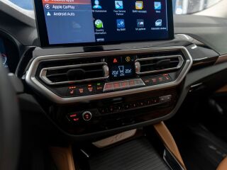BMW X4 xDrive20i 2.0 135kW