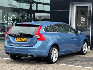 Volvo V60 Plug-in Hybrid AWD 2.4 D6 158kW
