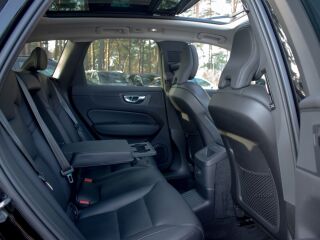 Volvo XC60 AWD DARK Long Range T8 Plus Intelli Safe PRO  2.0 T8 Recharge PHEV Long Range MY2023 335kW
