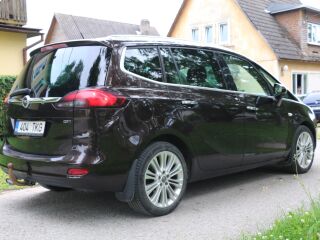 Opel Zafira Tourer Elegance 2.0 R4 TDI 96kW