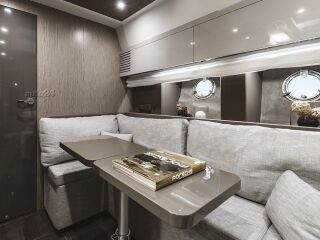 Cranchi M 44 HT