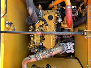 CAT / Caterpillar 320 FL 122kW