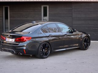 BMW M5 4.4 441кВ
