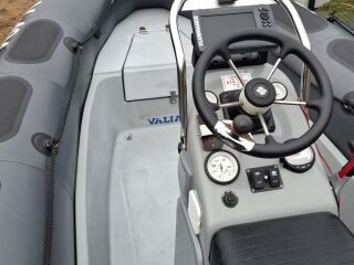Valiant RIB