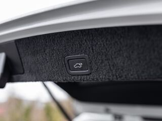 Volvo XC60 R-Design Finish Facelift 2.0 120kW