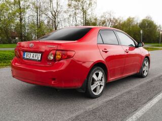 Toyota Corolla 2.0 93кВ