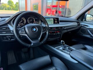 BMW X5 xDrive30d Comfort 3.0 R6 d 190kW