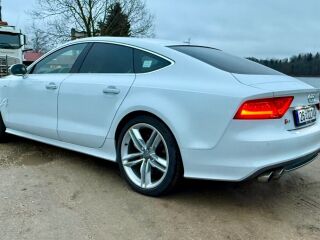 Audi S7 4.0 V8 309кВ