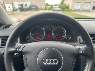 Audi A6 allroad Avant 2.5 V6 Tdi 132kW
