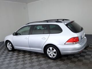Volkswagen Golf Match ATM 1.6 TDI 77кВ