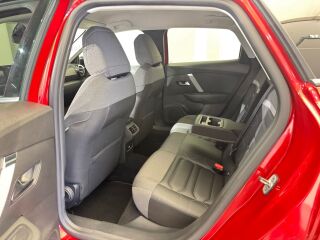 Citroen C4 Shine PureTech 130 AT8 1.2 96kW