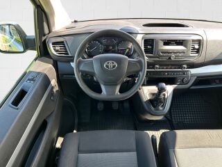 Toyota ProAce Shuttle 2.0 110kW