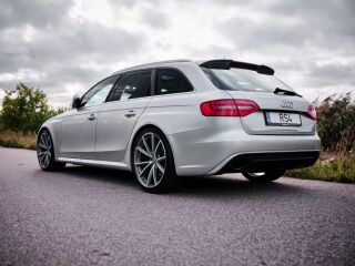 Audi RS 4 V8 Bang&amp;amp;Olufsen 4.2 331кВ