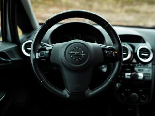 Opel Corsa 1.4 64kW