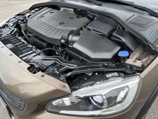 Volvo V60 Cross Country AWD SUMMUM 2.4 R5 140кВ