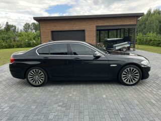BMW 523 3.0 150kW