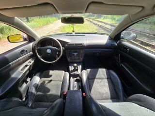 Volkswagen Passat 2.5 110kW
