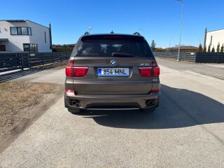 BMW X5 3.0 225кВ