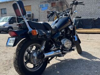 Honda VF 750 Magna V4 58kW