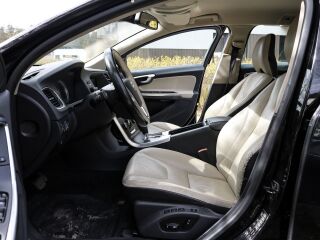 Volvo V60 D3 2.0 120kW