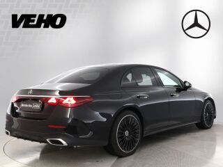 Mercedes-Benz E 300 de 4Matic AMG Plug-in 2.0 R4 145kW