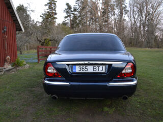 Jaguar XJ 2.7 152kW