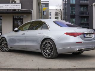 Mercedes-Benz S 500 4matic 3.0 320кВ