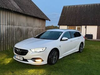 Opel Insignia Sports Tourer Innovation 1.5 Turbo 121кВ