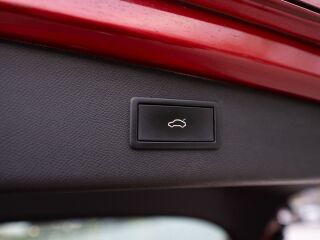 SEAT Leon Plug In Hybrid  FR-Package  Desire Red 150kW